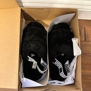 UGG Black Fluffy Slides